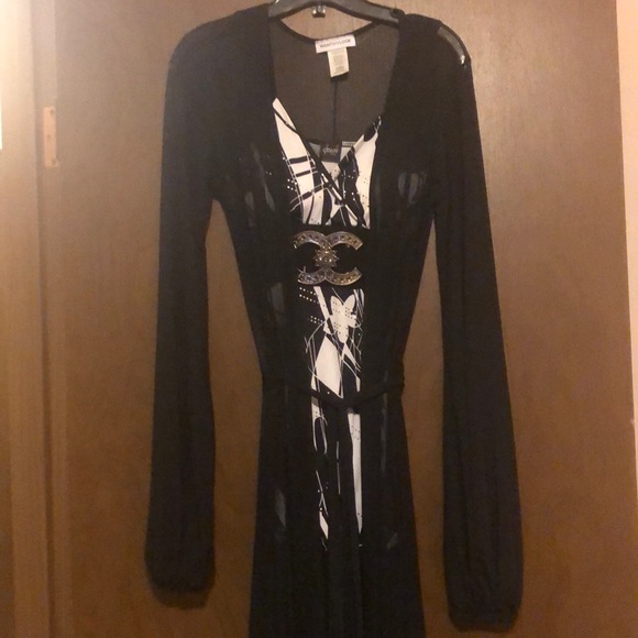 Beautiful black wrap for over any kind of clothing - Picture 3 of 4